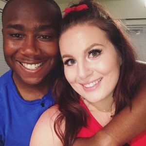 Meet your Posher, Mia